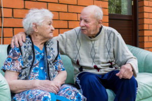 Как выбрать пансионат для престарелых с деменцией?