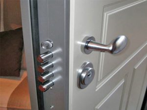 Критерии подбора надежных бронированных дверей