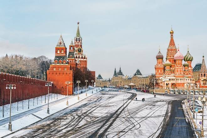 
Без снега, но с ветром: какой будет погода на Новый год 2022 в России                