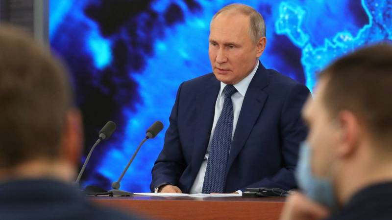 
В Кремле сообщили, когда Путин проведет пресс-конференцию в декабре 2021 года                