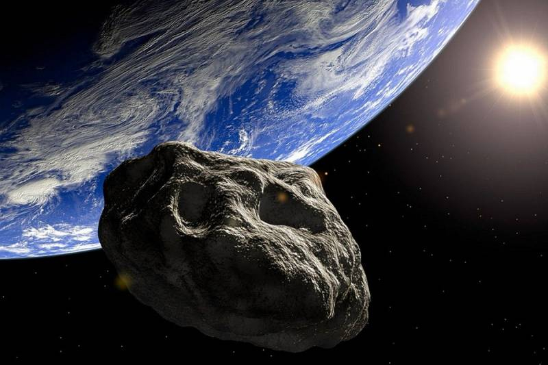 
К земле приблизится опасный астероид: спутниковые системы связи окажутся под угрозой уничтожения                