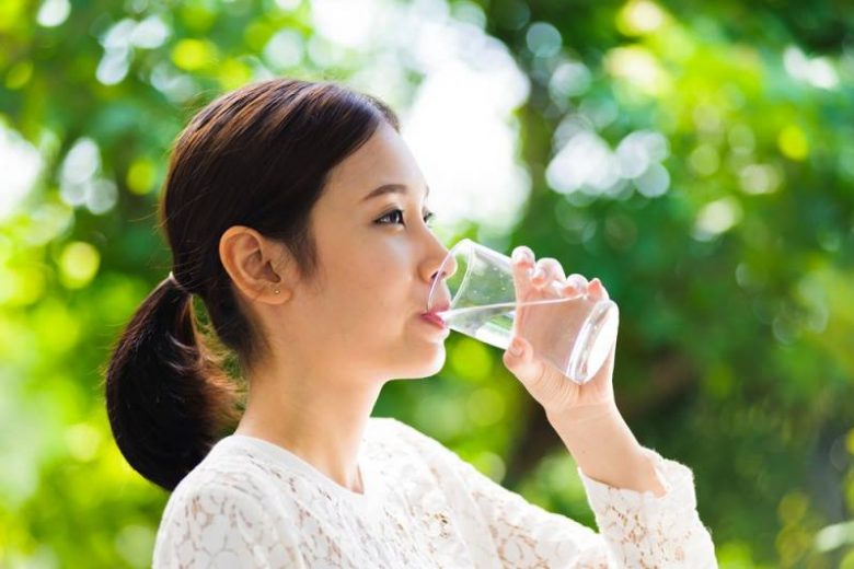 
«Привычки здоровья» китайцев: зачем они пьют горячую воду                