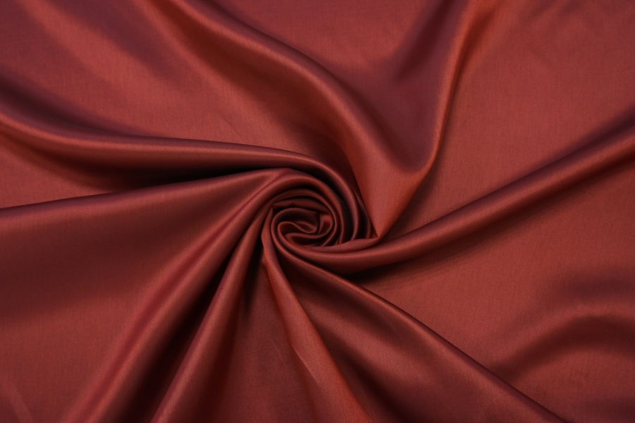 Подкладочная ткань: важный элемент одежды