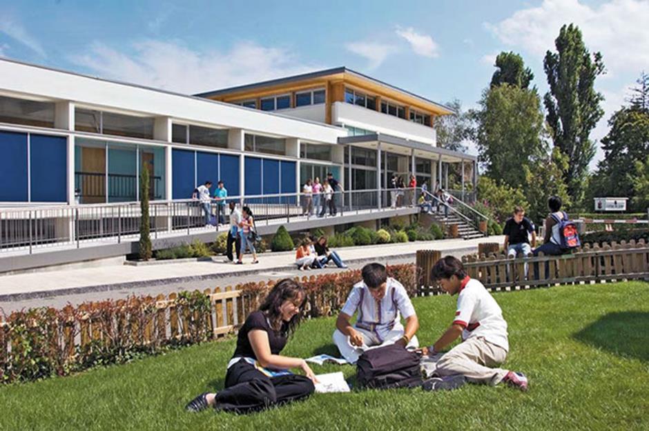 College Du Leman: престижная школа-пансион Швейцарии с глубокими международными корнями