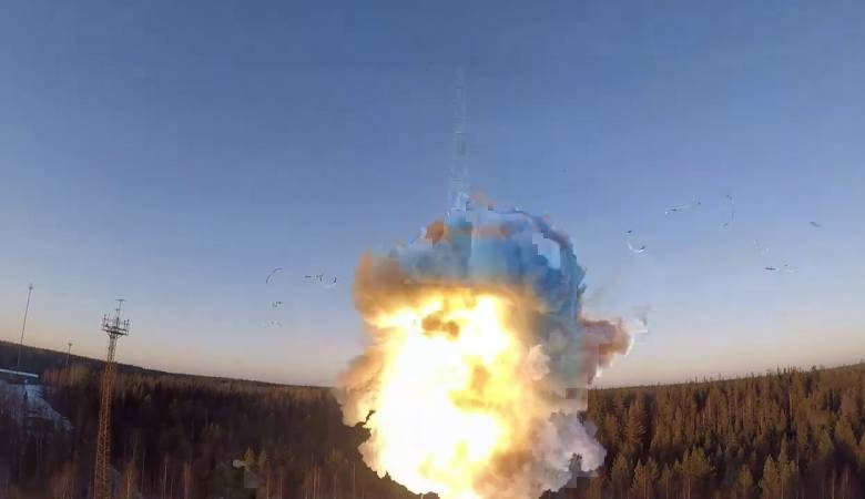 
Учения «ядерной триады»: Минобороны РФ объявило запуски баллистических и крылатых ракет                