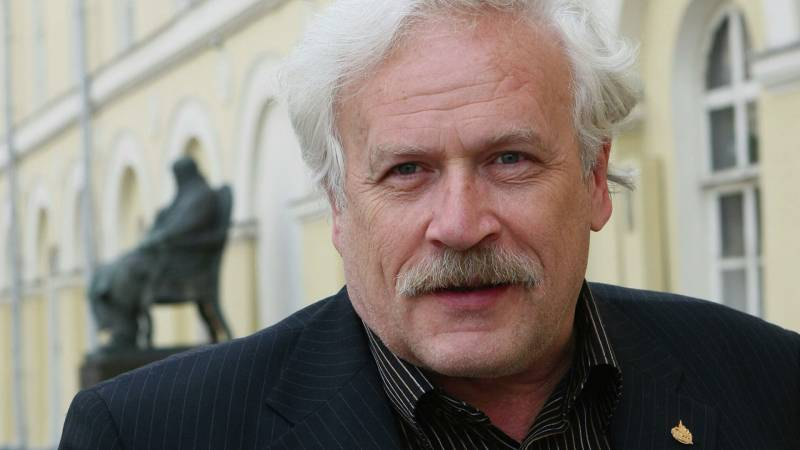 
Умер народный артист России, актер и режиссер Борис Невзоров                