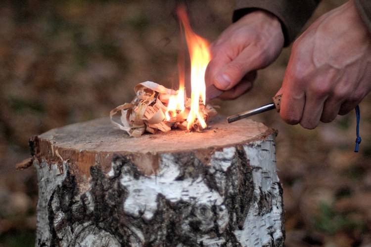
Как раздобыть огонь, если под рукой нет спичек и зажигалок                