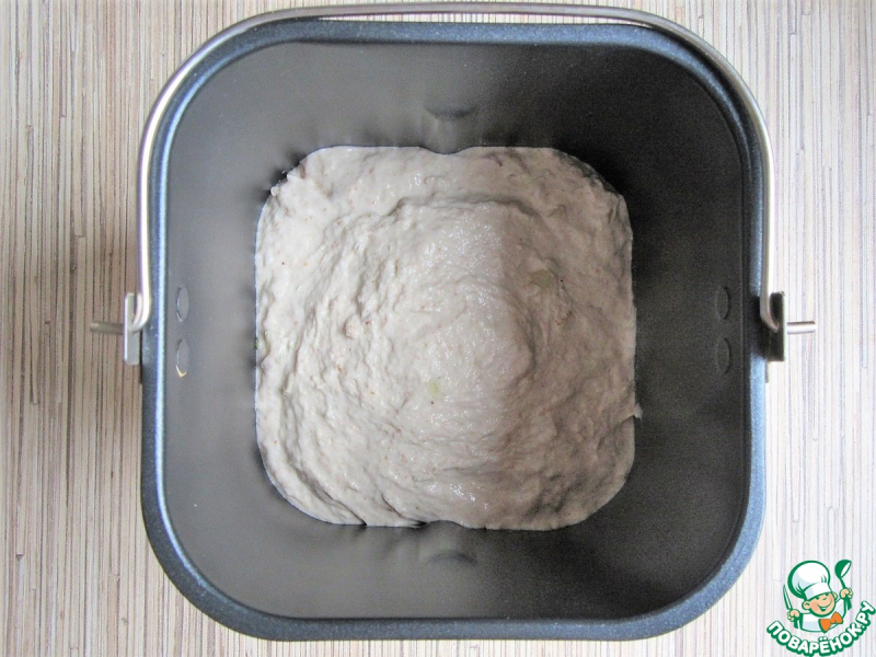 Хлеб на закваске с жареным луком