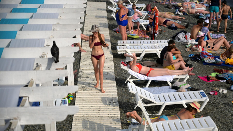 Названы самые популярные у россиян направления для летнего отпуска