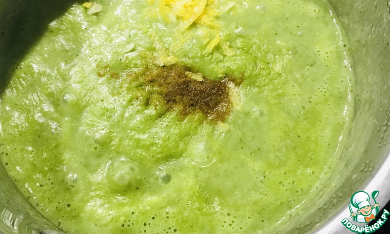 Крем-суп из брокколи с семгой