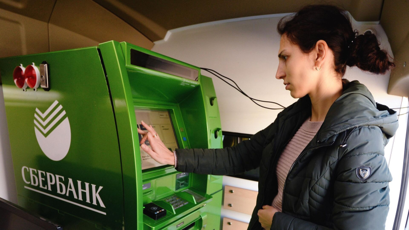 В Крыму станет больше банкоматов