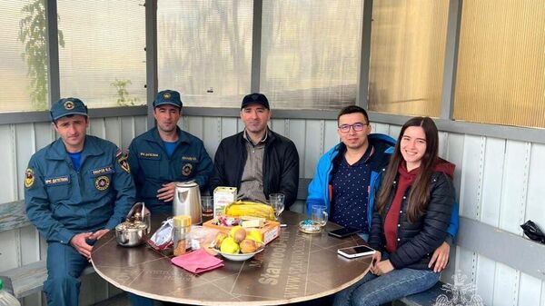 В Дагестане спасли туристов из Екатеринбурга, попавших в снежный плен