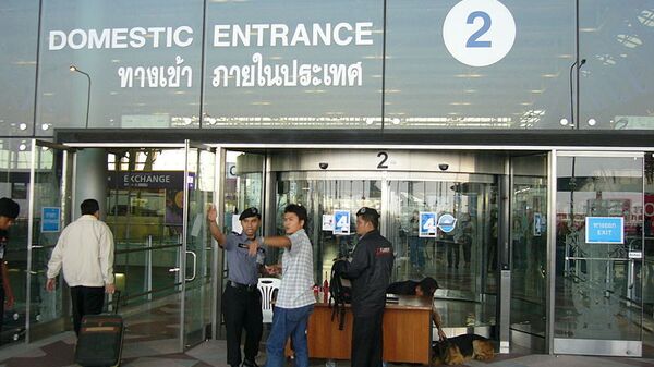 Пассажирка лишилась половины ноги из-за падения в аэропорту Бангкока