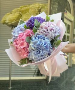 Преимущества премиального флористического интернет-магазинадоставки цветов и букетов «Флория»