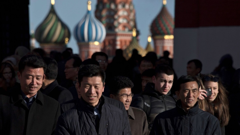 Китайские туристы в России стали активно интересоваться русской кухней