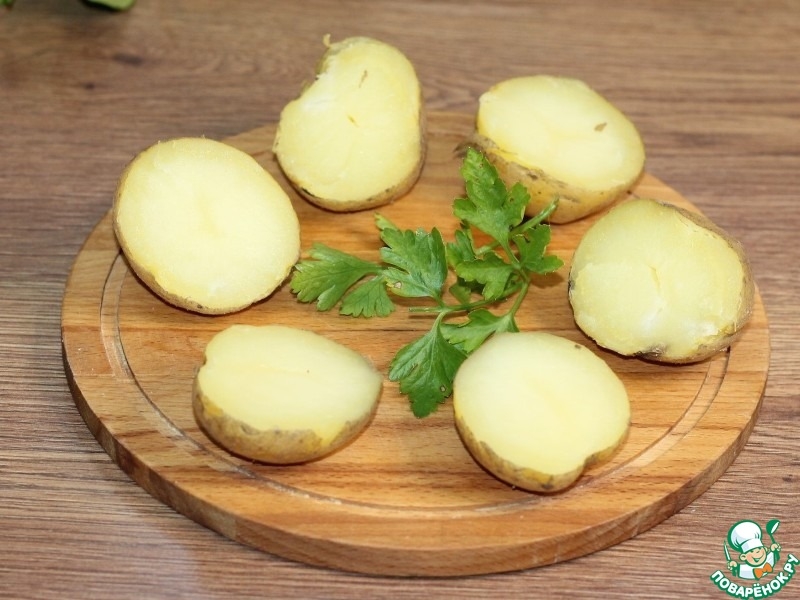 Запеченная картошка с сыром и грудинкой
