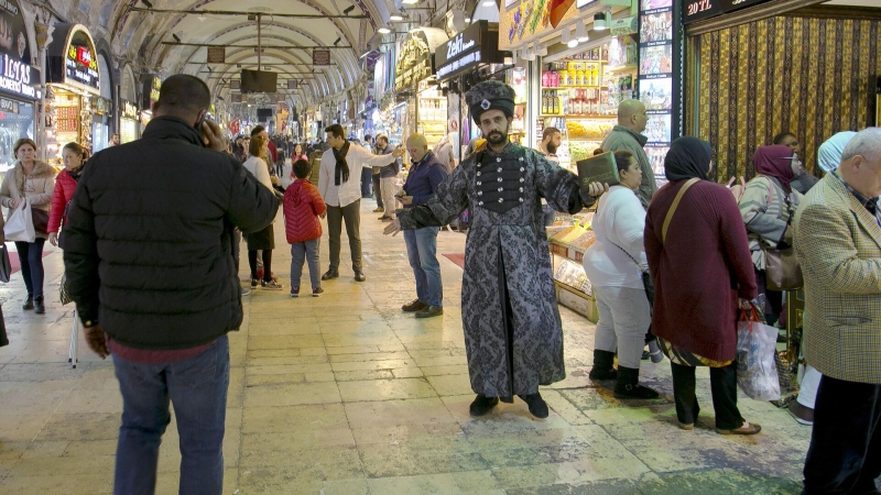 В Турции продавцам запретили громко зазывать покупателей