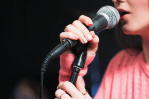 Уроки вокала: как раскрыть свой голос и добиться профессиональных результатов
