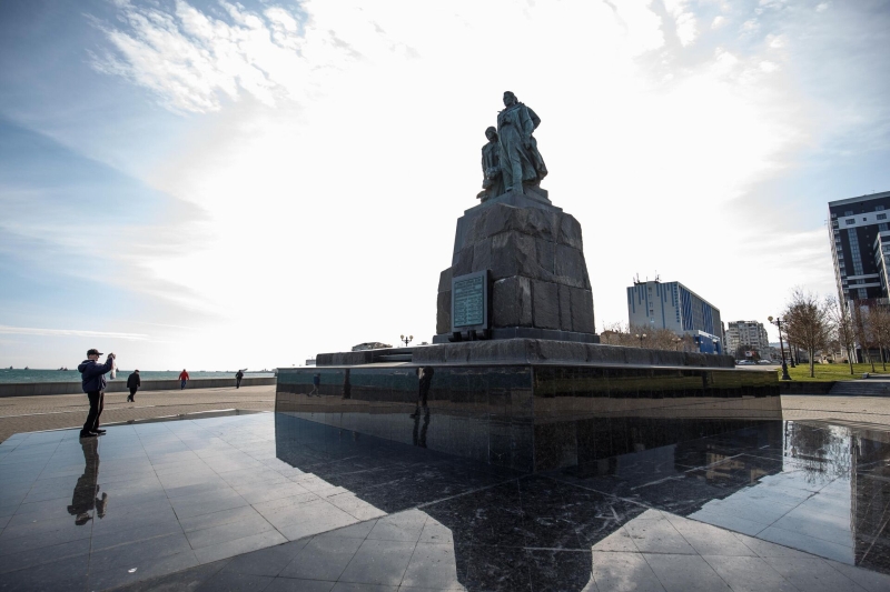 Город-герой Новороссийск: как добраться, куда сходить и на что посмотреть 