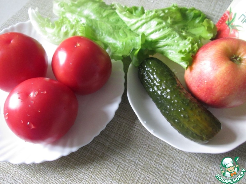 Помидоры, фаршированные огуречно-яблочным салатом