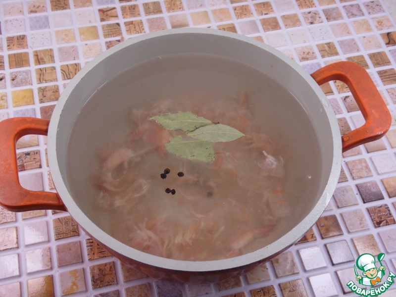 Суп-пюре с полентой, тыквой и креветками