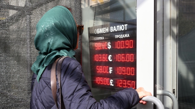 Туроператоры рассказали, как новый курс рубля повлиял на продажи путевок