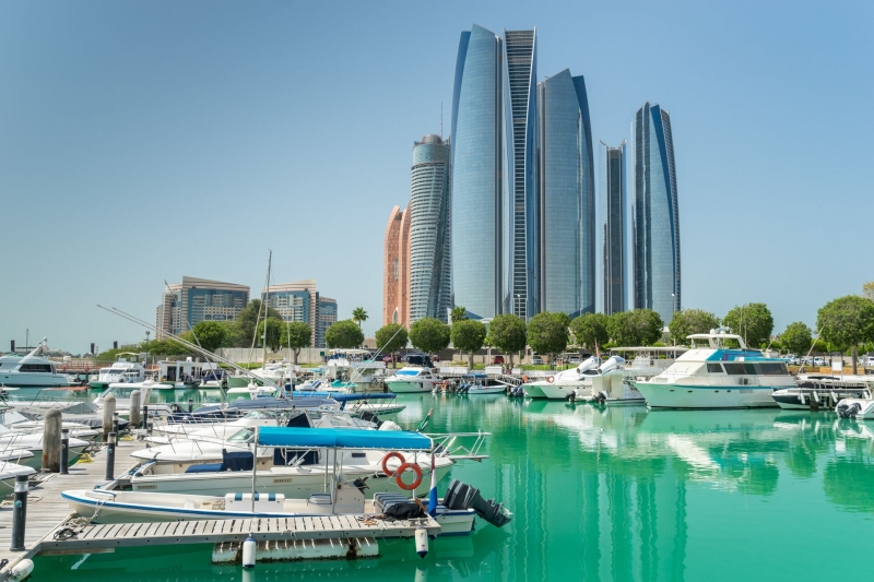 Абу-Даби — доступная роскошь. Почему там снова ждут россиян 