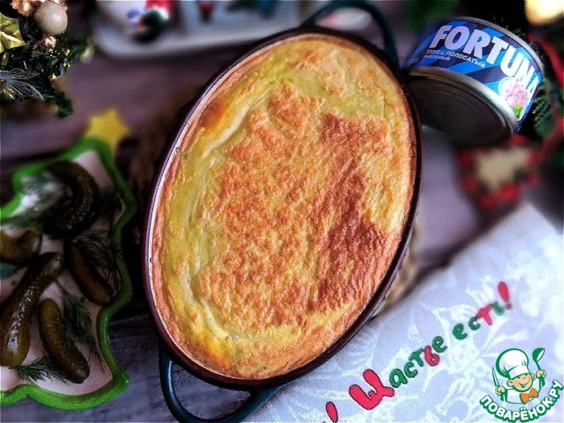 Картофельная запеканка с консервированным тунцом
