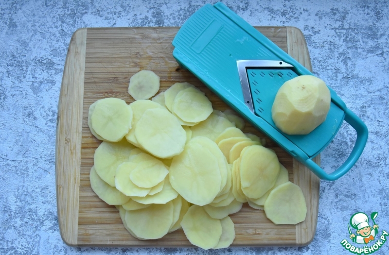 Картофельные розочки с тунцом