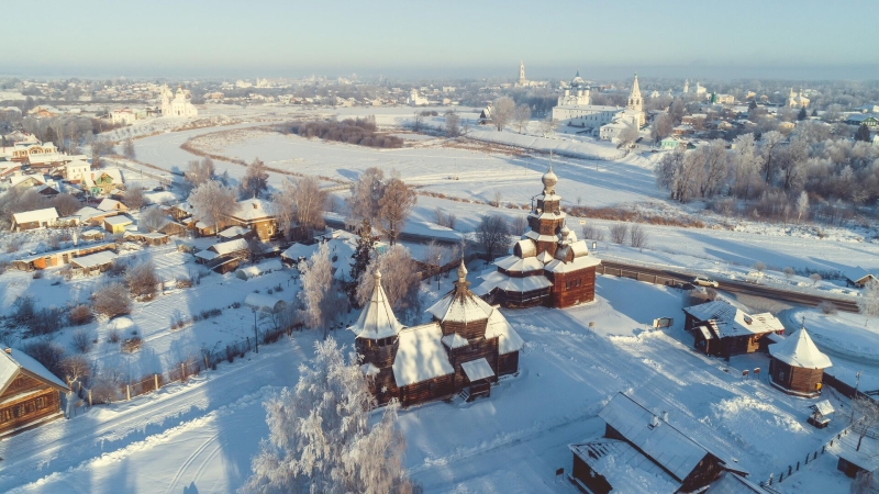 Новогодней столице России — тысяча лет. Что ждет туристов зимой в Суздале