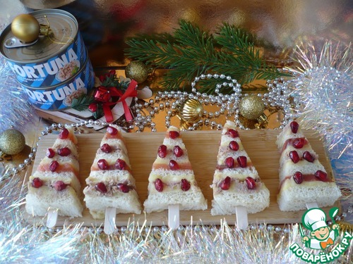 Сэндвичи "Рождественские елки" с тунцом
