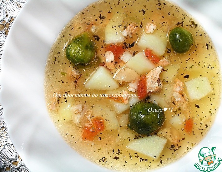 Суп с лососем и брюссельской капустой