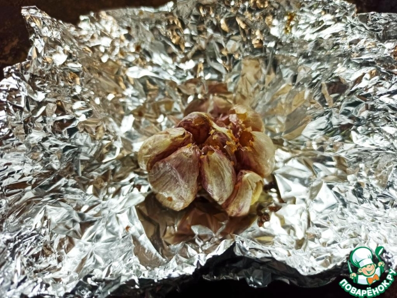 Свекольно-сливочный паштет с печеным чесноком