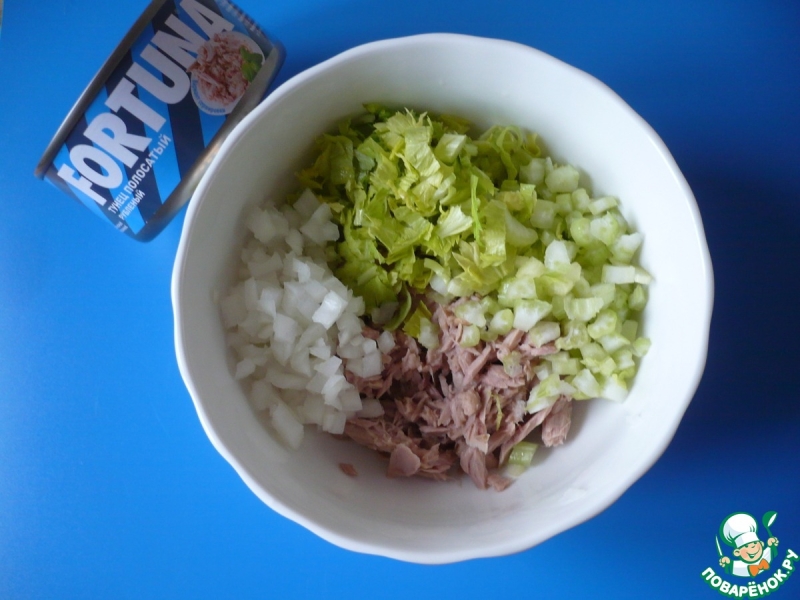 Самый простой салат с тунцом