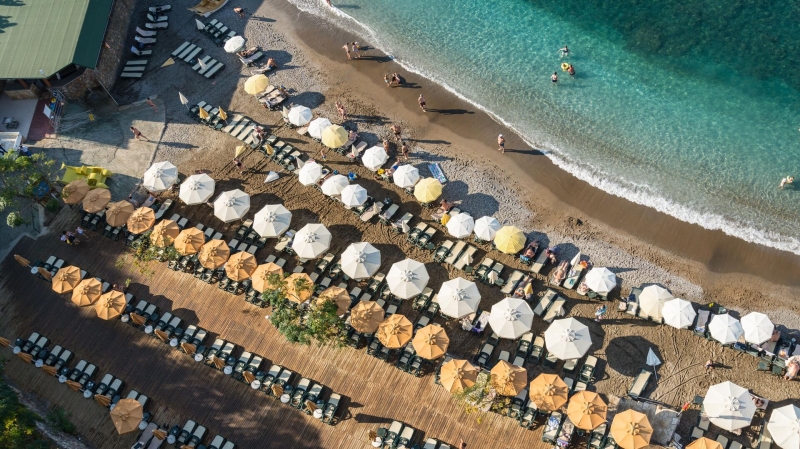 В Турции жители начали борьбу с пляжными клубами