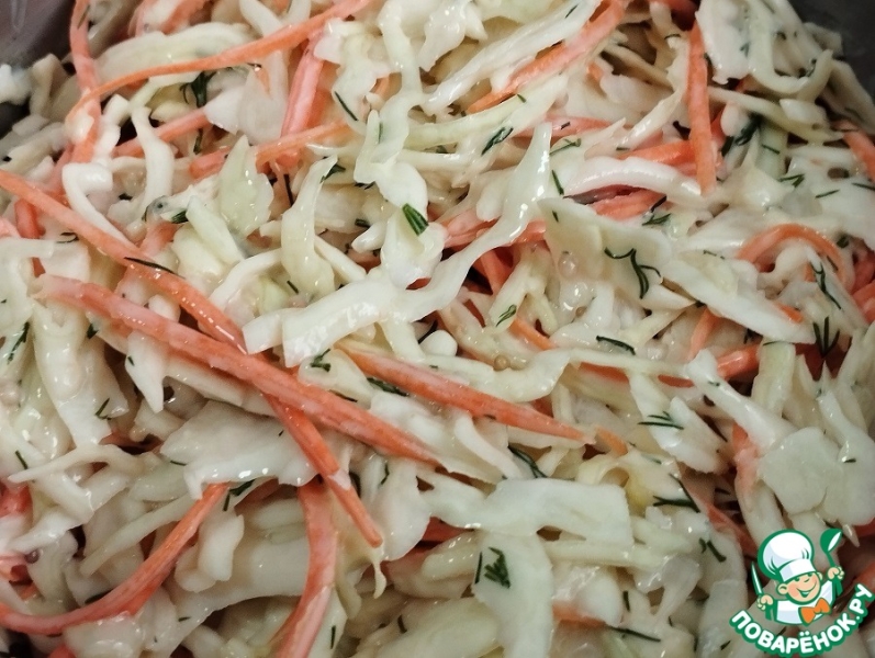 Салат из капусты и моркови "Простой"