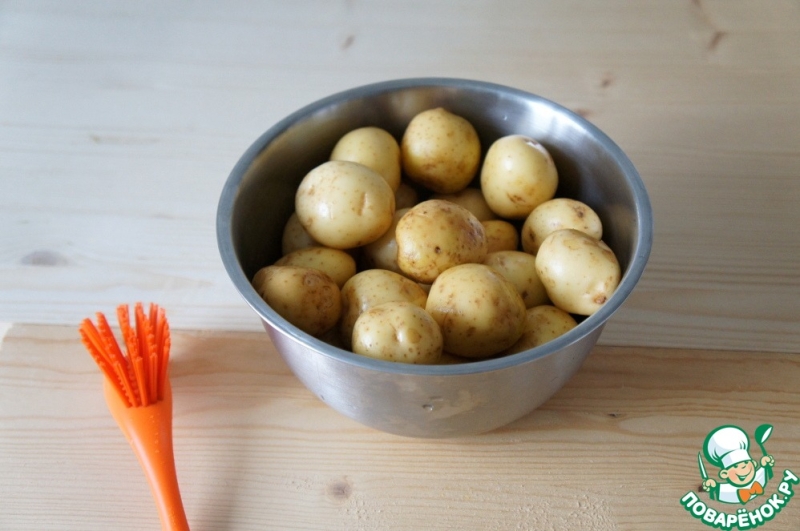 Молодой картофель с бараньими рёбрышками