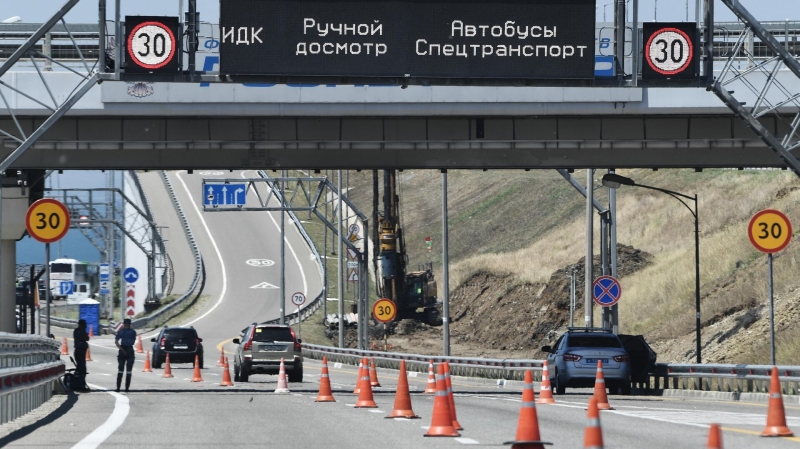 Очередей на проезд по Крымскому мосту больше нет