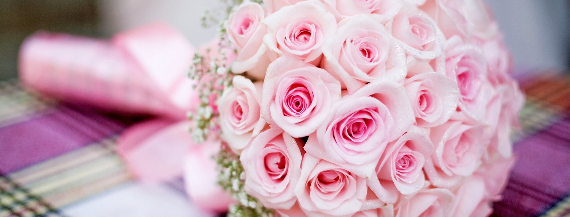 Цвет свадебного букета и его значение Розовый свадебный букет