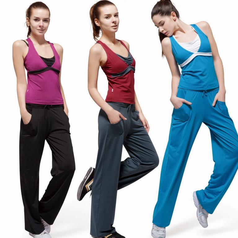 Тонкости выбора женской спортивной одежды