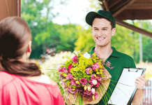 Причины популярности услуги доставки цветов