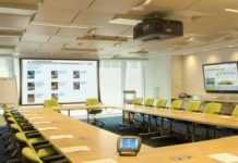 Офисная доска: универсальный помощник для организации и проведения семинаров и конференций