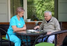 Для чего нужен пансионат для пожилых людей?