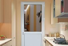 Двери для кухни: рекомендации по выбору