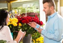 Как правильно выбрать букет в подарок?
