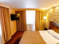 Какими преимуществами обладает парк – отель Солнечный?