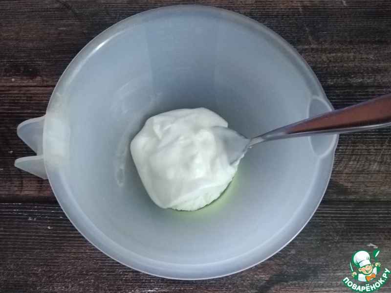 Капустный пирог с сыром и яйцом