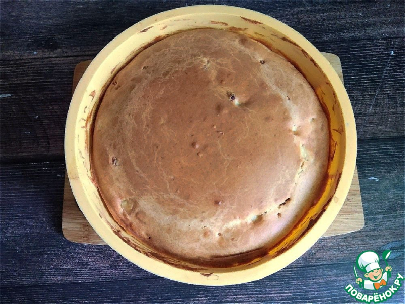 Капустный пирог с сыром и яйцом