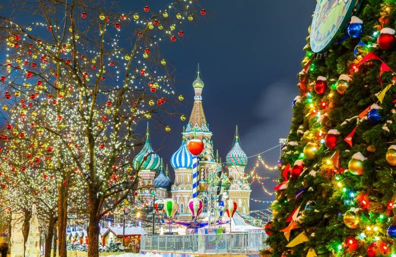 
Новогодние каникулы в России: куда можно поехать отдохнуть на 4 дня в январе 2022 года                