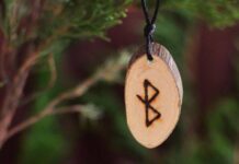 Рунический гороскоп на неделю с 13 по 19 декабря 2021 года от Игоря Вечерского